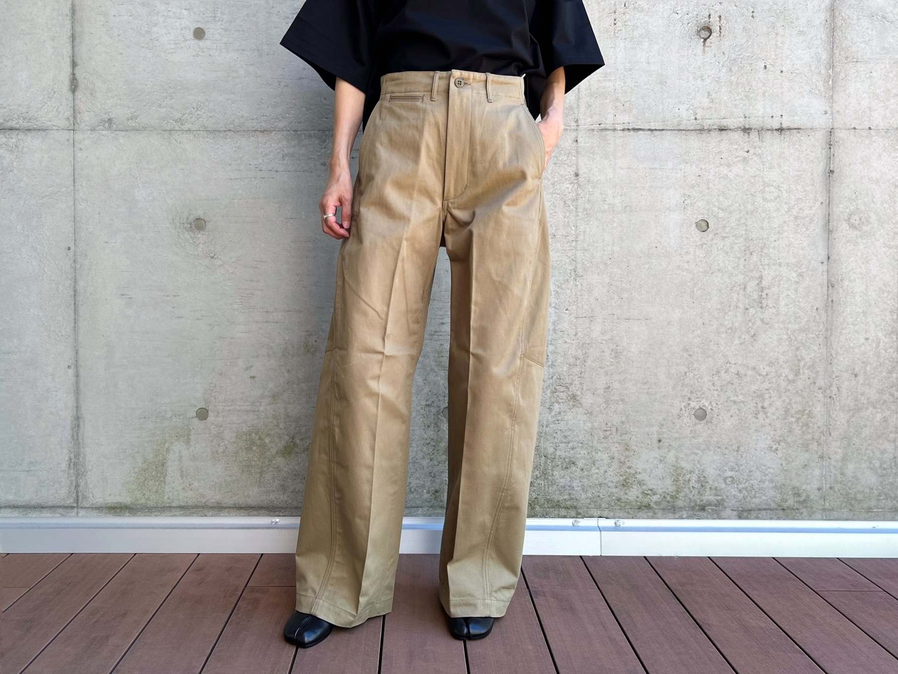 HYKE チノパンKHAKI サイズ1 HYKE チノパンKHAKI サイズ1