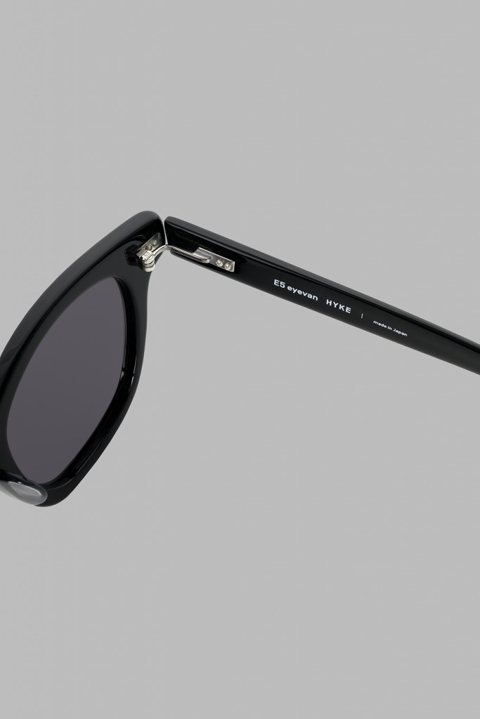 8_EH-1_BLACK×BLACK_2x3