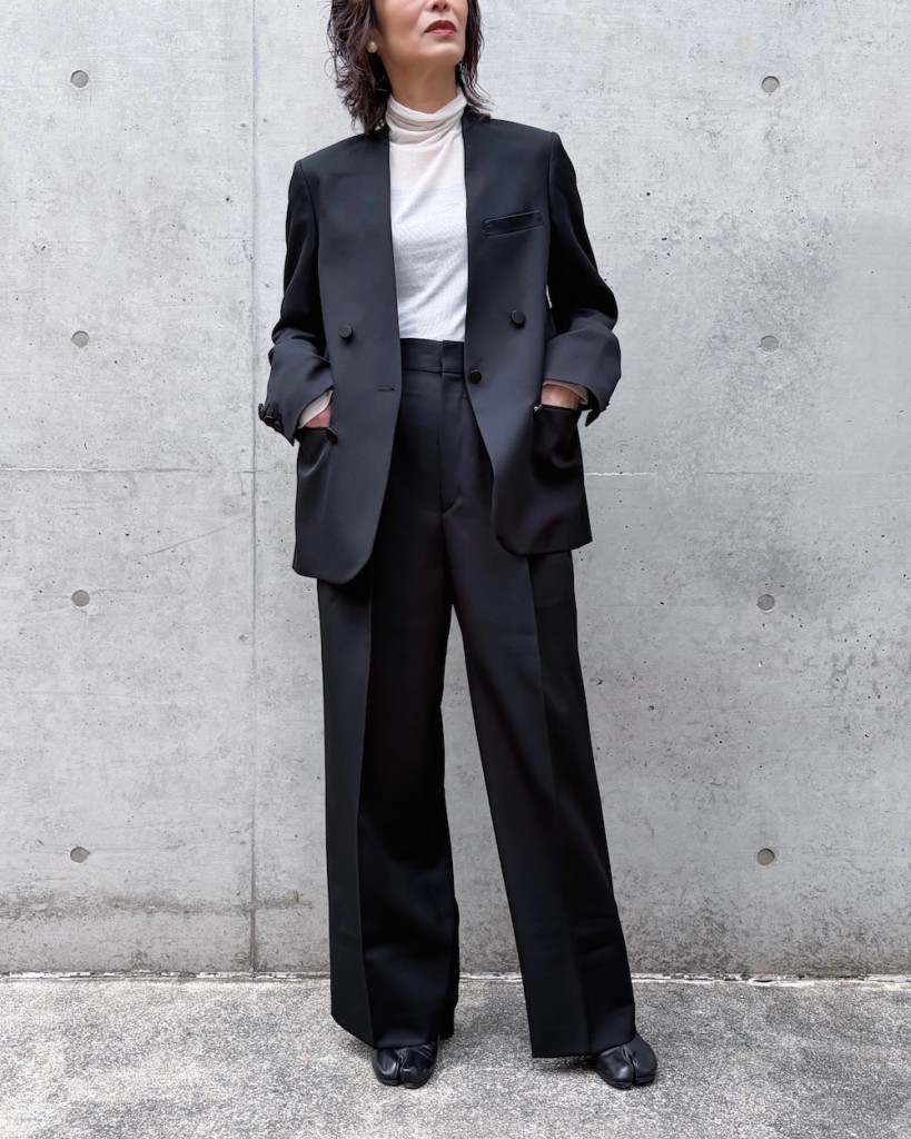 EAC98D0F-8035-4F0E-B971-028667B3D66D