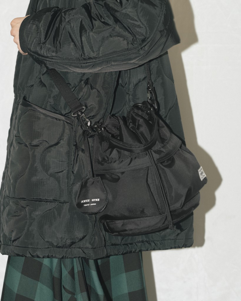 2_IMAGE_TOOLBAG_black_4x5