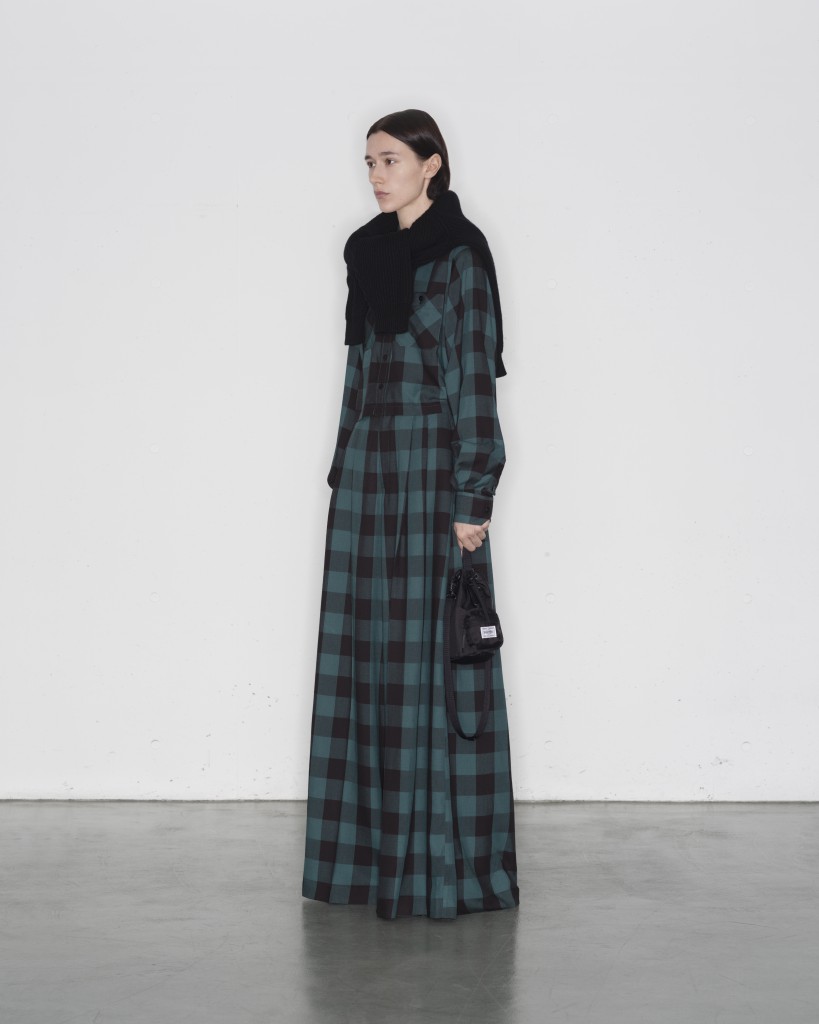 3_LOOK_BONSACMINI&COINCASE_black_4x5