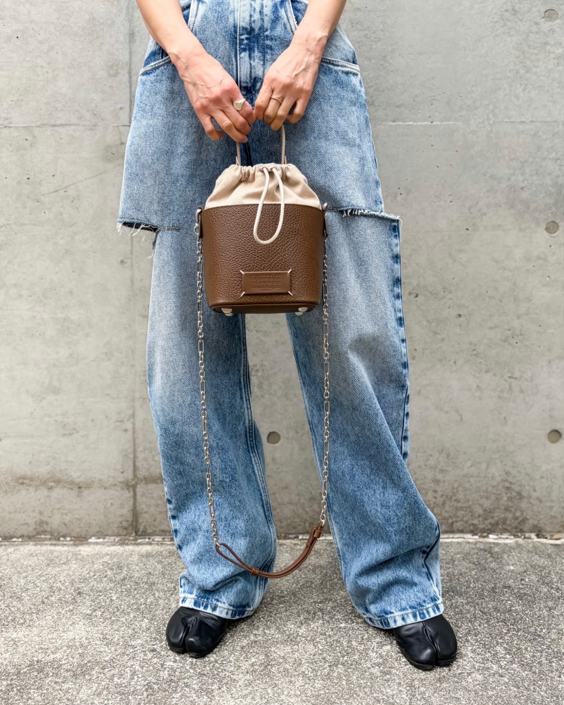 C13AF84F-867F-4AE5-AC85-FC003499EEB3 2